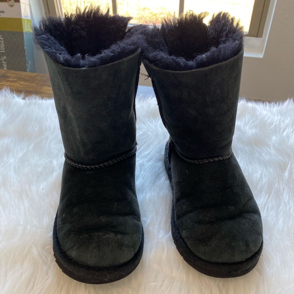 UGG Buts size 13.🌲🌲🌲🌲🌲